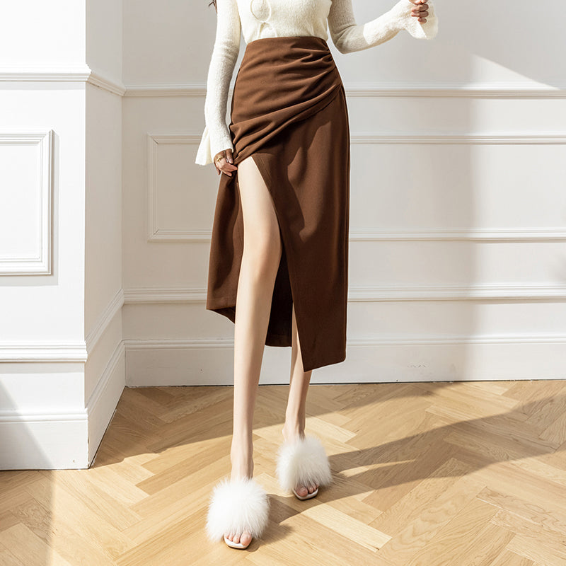 プリーツロングスカート