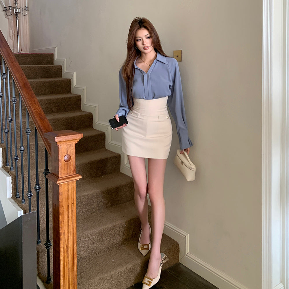 ハイウエストのヒップハグAラインスカート