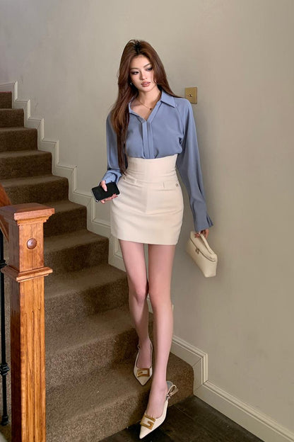 ハイウエストのヒップハグAラインスカート