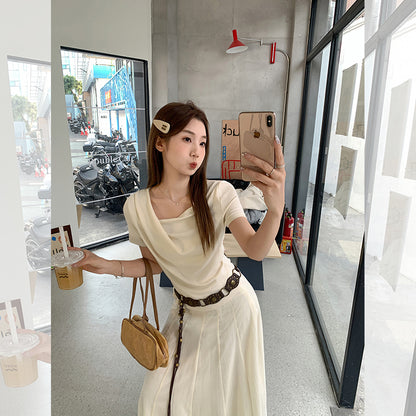 イレギュラープリーツTシャツ