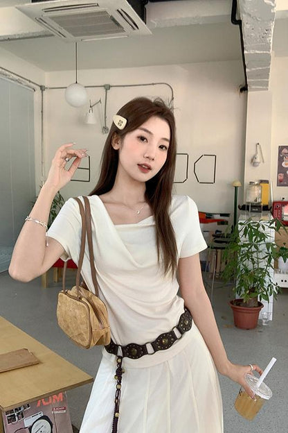 イレギュラープリーツTシャツ