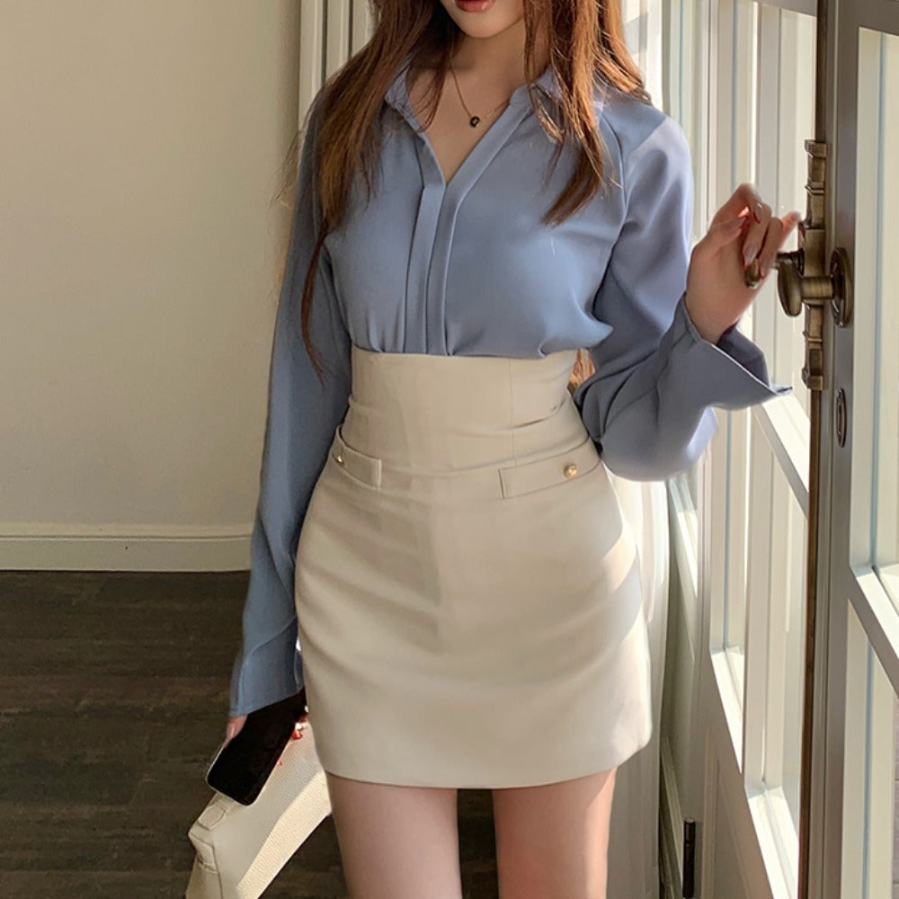 ハイウエストのヒップハグAラインスカート