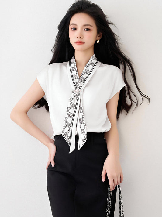 シンプルエレガントシャツ