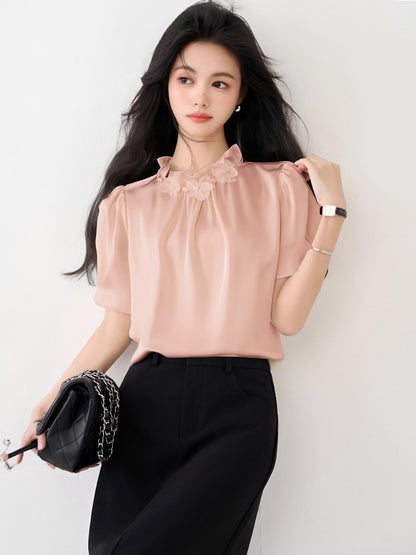 スタイリッシュなスリミングTシャツ