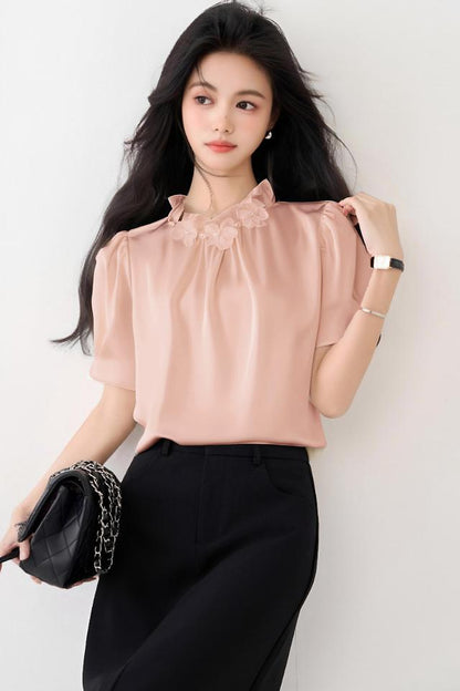 スタイリッシュなスリミングTシャツ