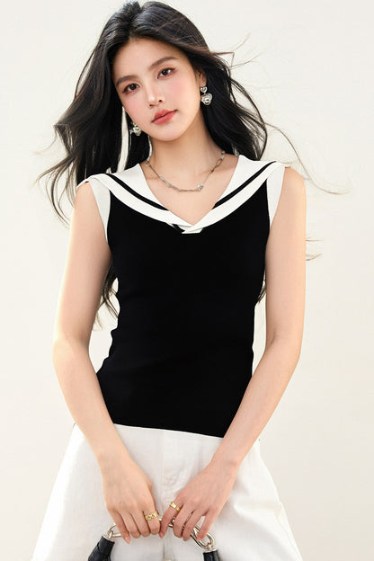 T2 トライプノースリーブベストトップ