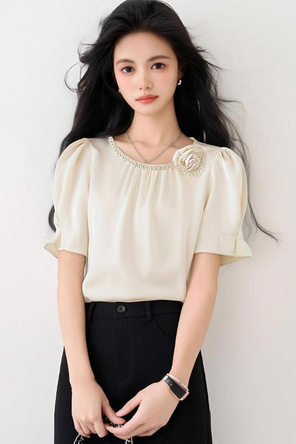 ラウンドネックビーズデザインシャツ