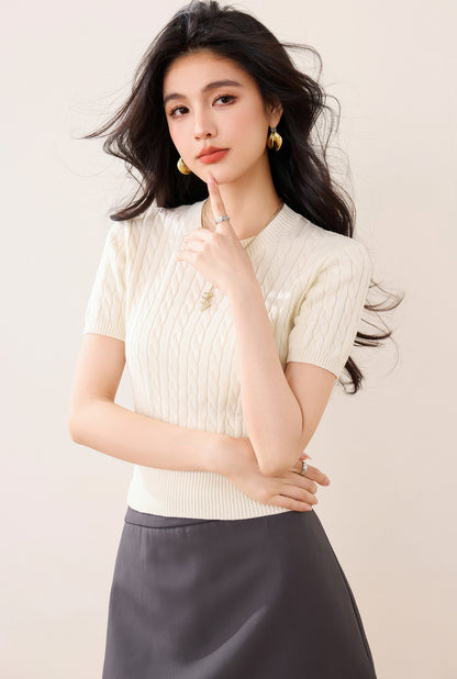 ホワイト半袖セーター