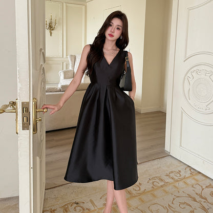 Vネックプレミアムサテンテクスチャドレス