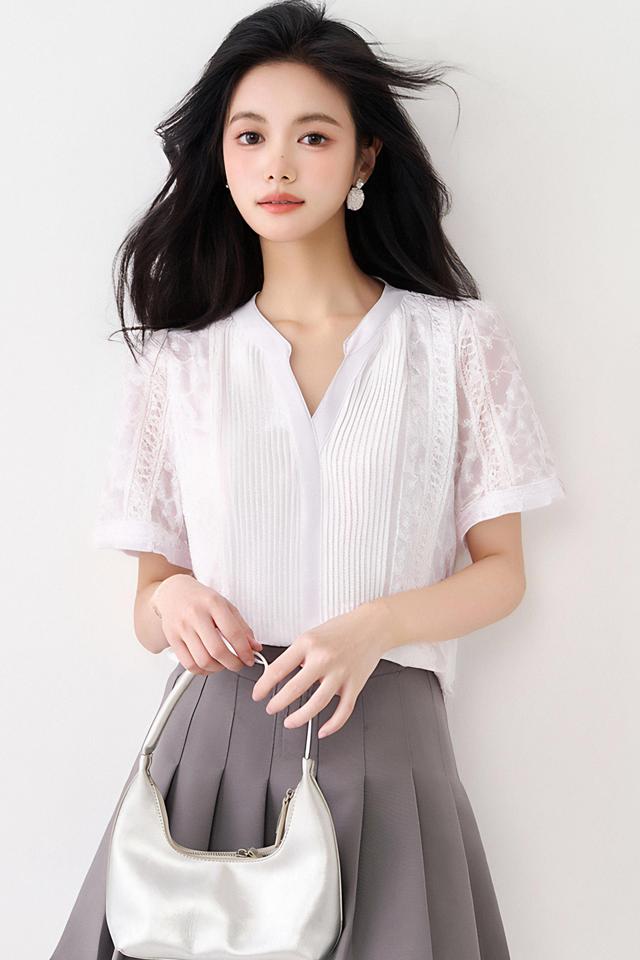 フレンチスタイル Vネック半袖シャツ