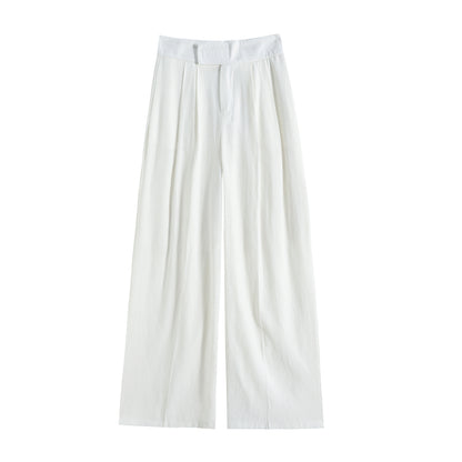 脚の大きいパンツ