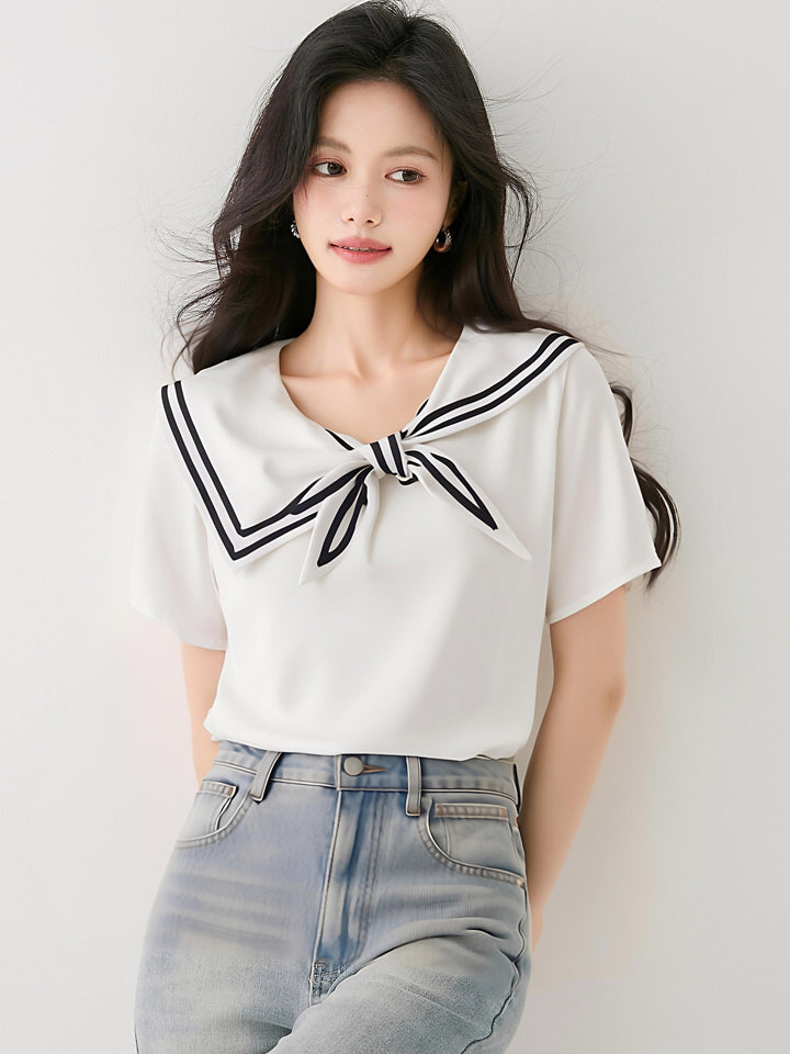 白い半袖Tシャツ