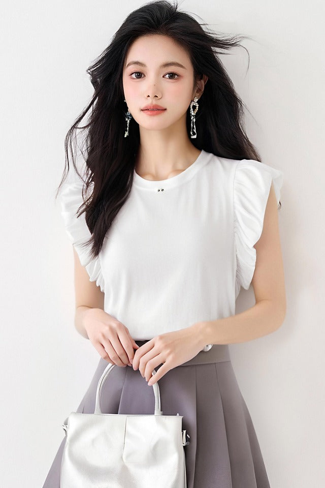 ホワイトラウンドネックシャツ