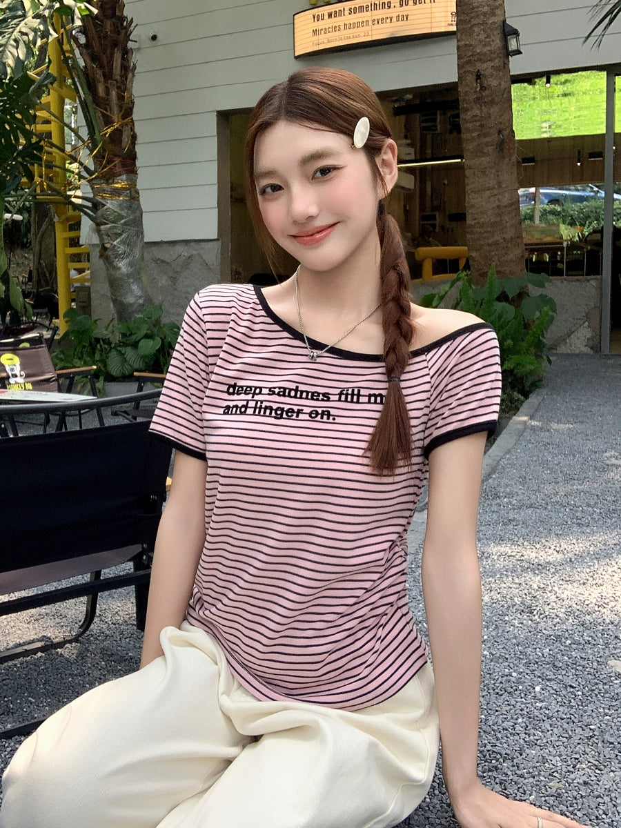 ワンネックレタープリントニットTシャツ