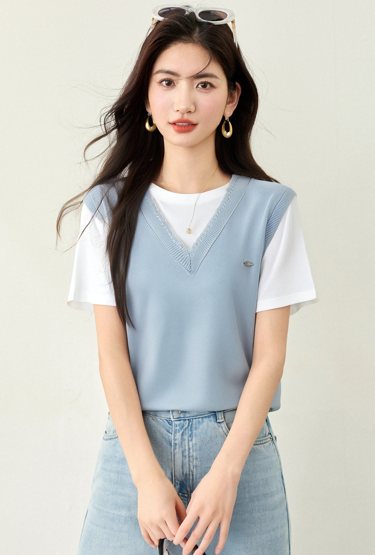 ラウンドネックカートゥーン半袖セーター