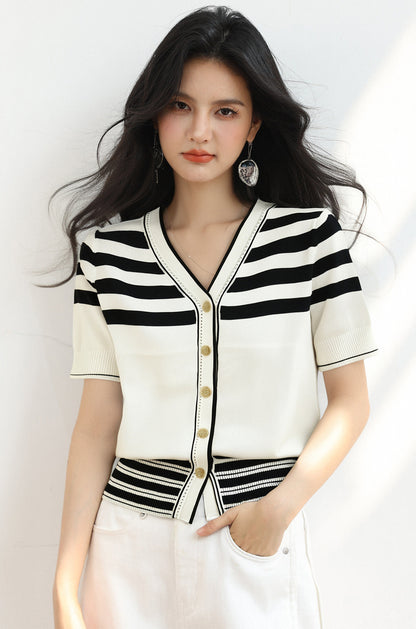 スリムフィットクロップドトップ