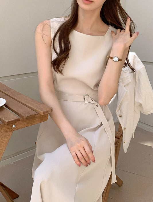 D12 フレンチウエストスリムドレス