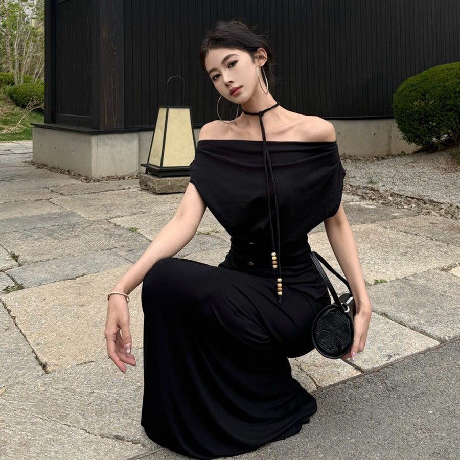 斜めショルダートップ +ヒップカバースカート