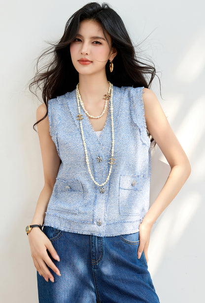 Vネックライトウェイトトップ