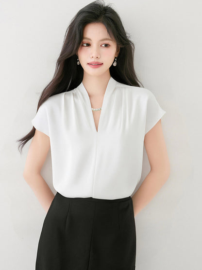 Vネックサテン半袖シャツ