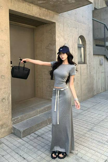 SE5 スリムフィットTシャツ+ハイウエストロングスカート