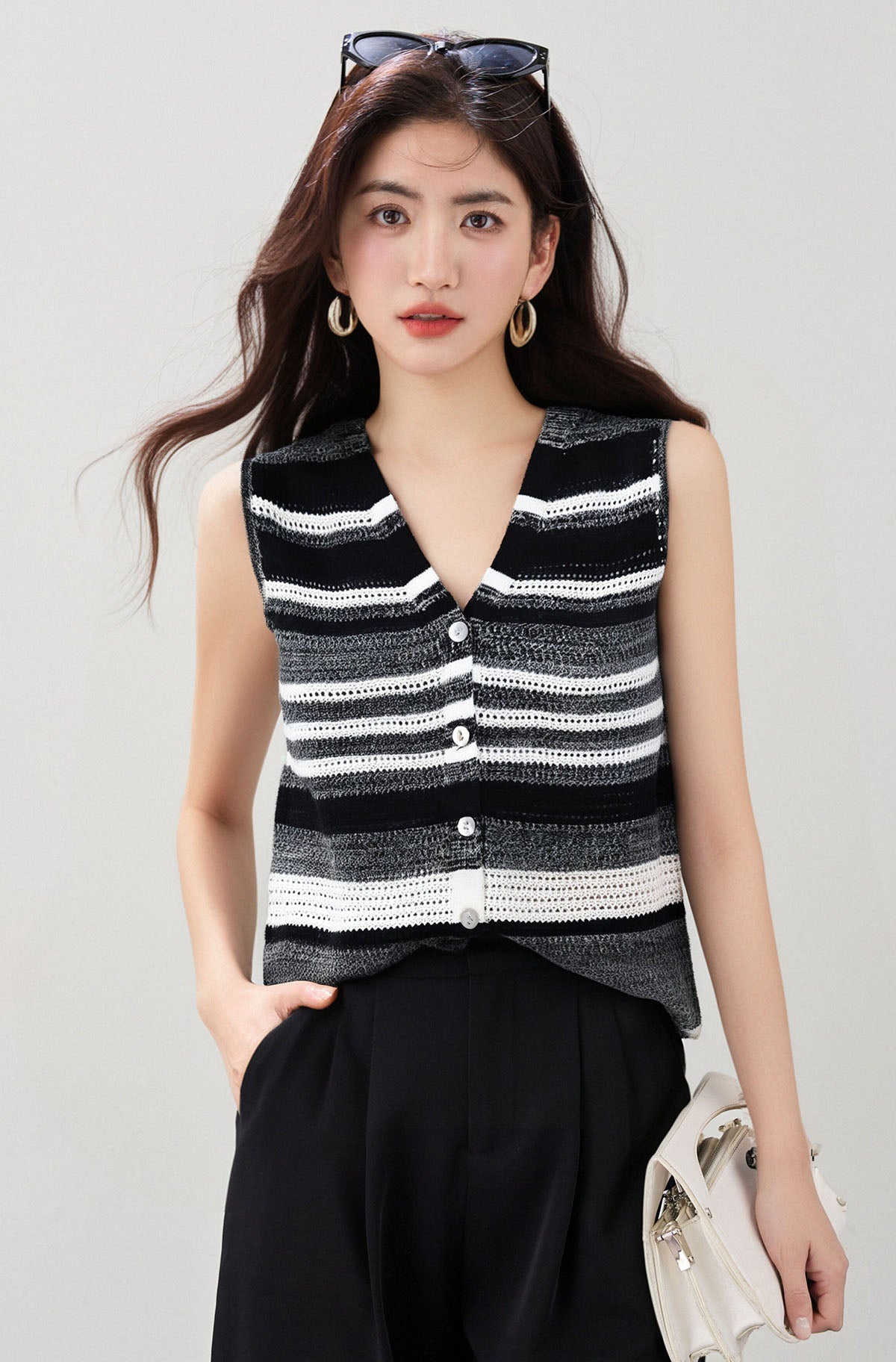 Vネックストライプコットンベスト