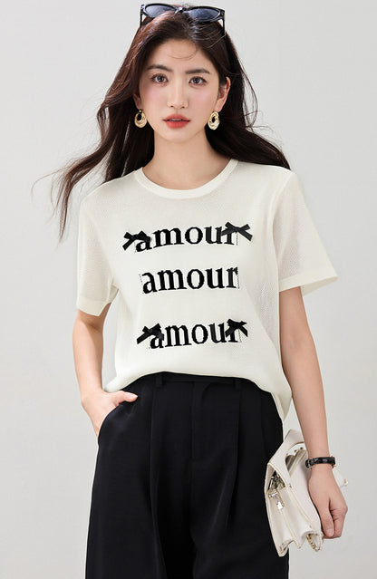 ルーズラウンドネックニット