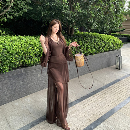 Vネックメッシュスドレス+日焼け止めカーディガン