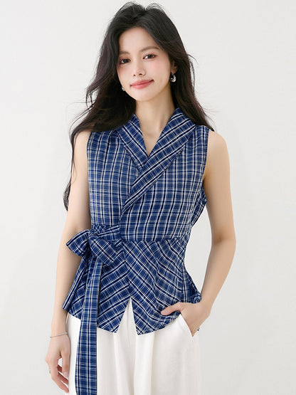 レトロVネックストラップ付きトップ