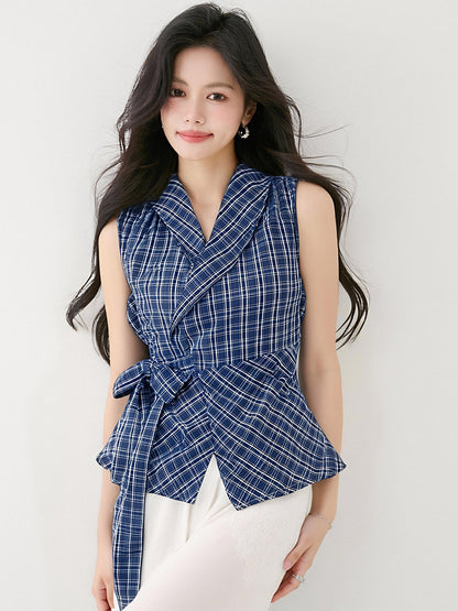 レトロVネックストラップ付きトップ