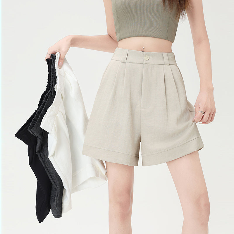 Aラインホワイトショーツ