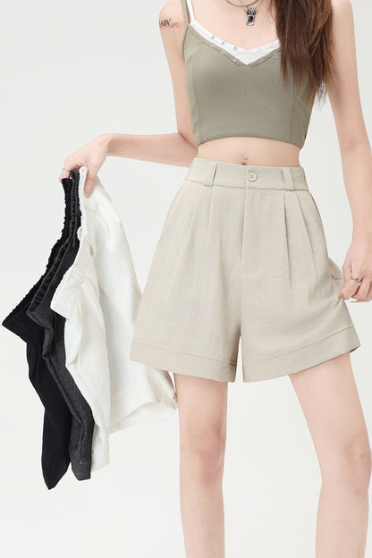 Aラインホワイトショーツ