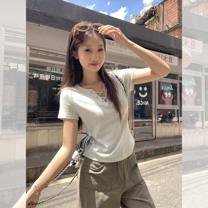 Vネックショートトップ