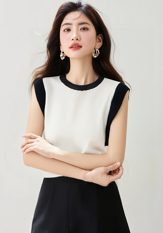 スリムフィットの女性用ニットトップ